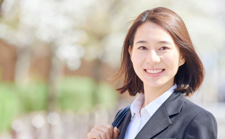 ホワイトニングや審美歯科治療で笑顔が変わる