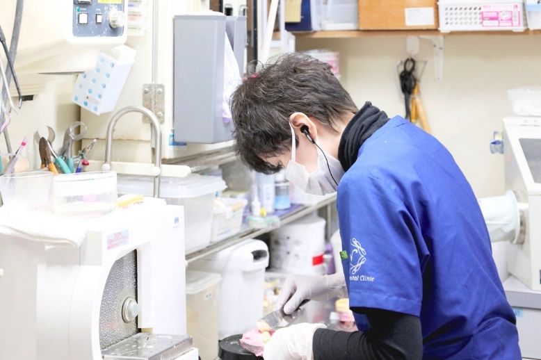 歯科技工士が在籍だからできる審美歯科の短期治療